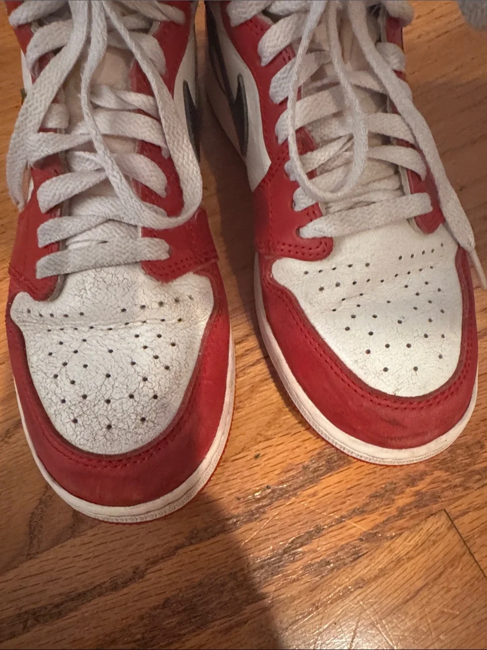 Air Jordan 1 retro OG Chicago’s 6Y